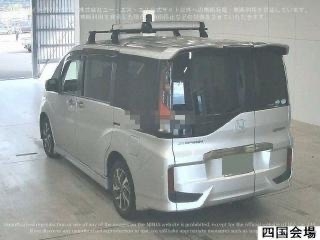 Honda Stepwgn Spada сзади на аукционной площадке