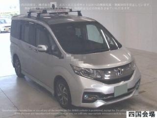 Honda Stepwgn Spada на аукционной площадке в Японии